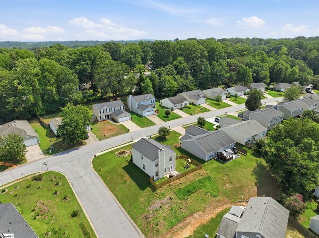 25 Willow Bend Drive, Taylors, SC 29687