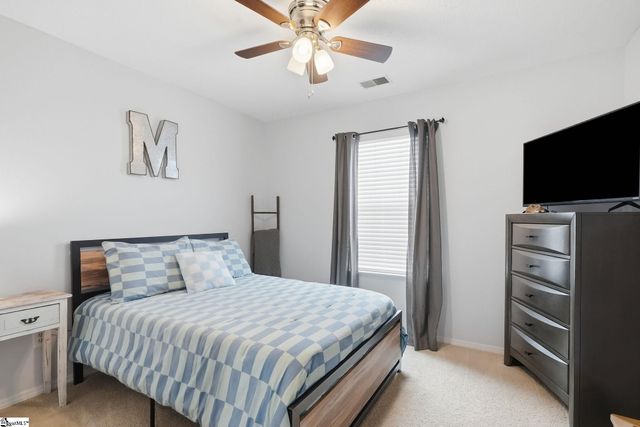 25 Willow Bend Drive, Taylors, SC 29687