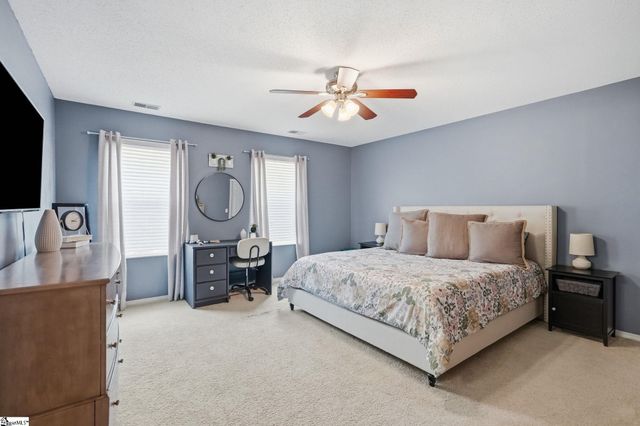 25 Willow Bend Drive, Taylors, SC 29687