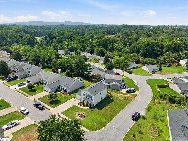 25 Willow Bend Drive, Taylors, SC 29687