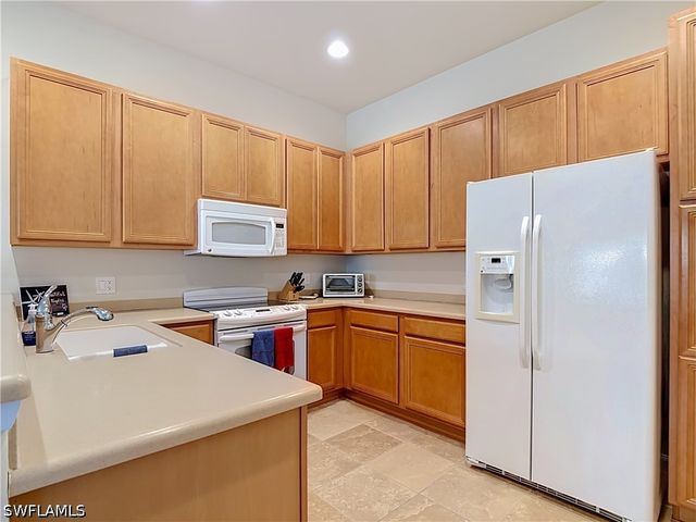 8677 Erice CT, Naples, FL 34114