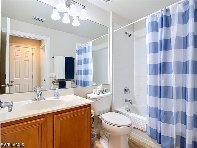 8677 Erice CT, Naples, FL 34114