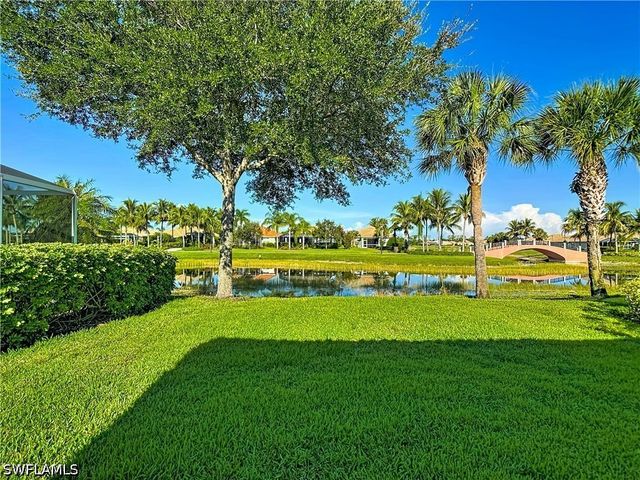 8677 Erice CT, Naples, FL 34114