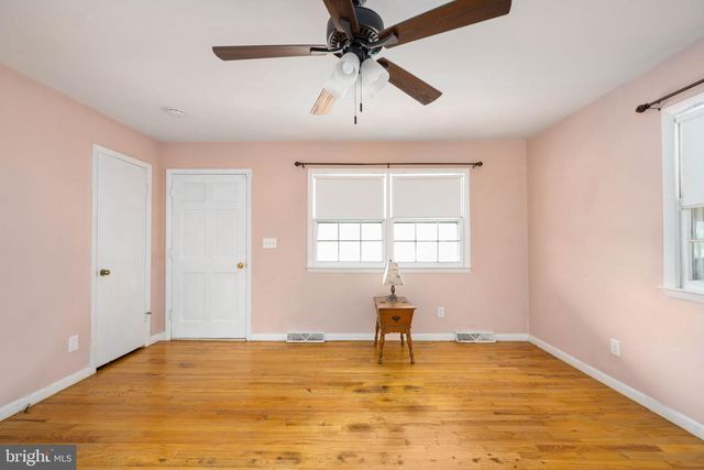 128 11TH ST, Colonial Beach, VA 22443