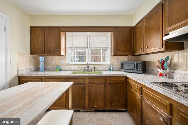 128 11TH ST, Colonial Beach, VA 22443