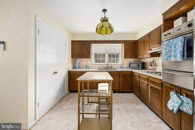 128 11TH ST, Colonial Beach, VA 22443