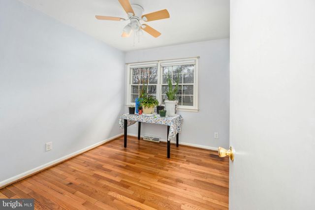 128 11TH ST, Colonial Beach, VA 22443