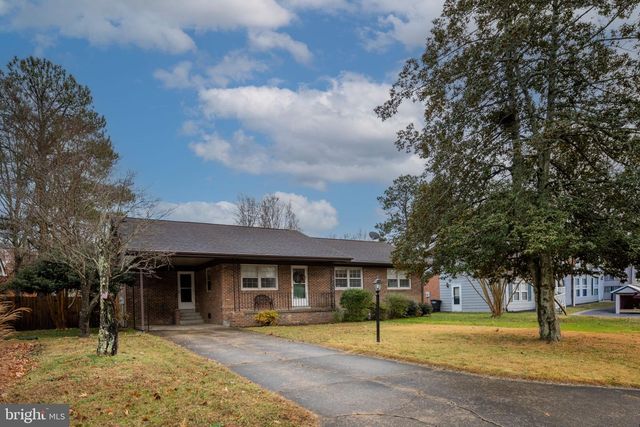 128 11TH ST, Colonial Beach, VA 22443