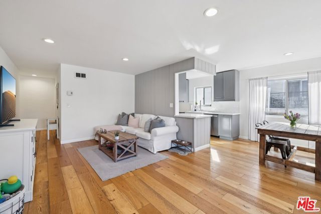 1831 Prosser Avenue 304, Los Angeles, CA 90025