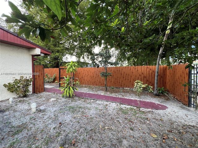 1581 NE 117 Street, Miami, FL 33161