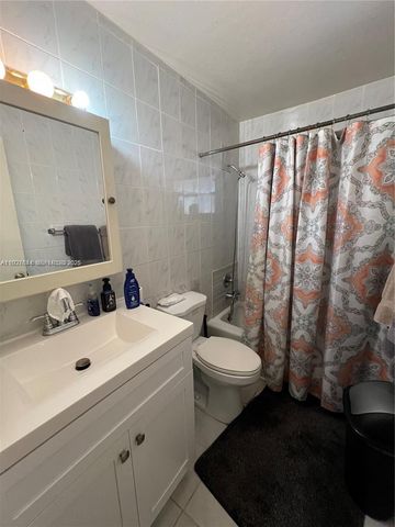 1581 NE 117 Street, Miami, FL 33161