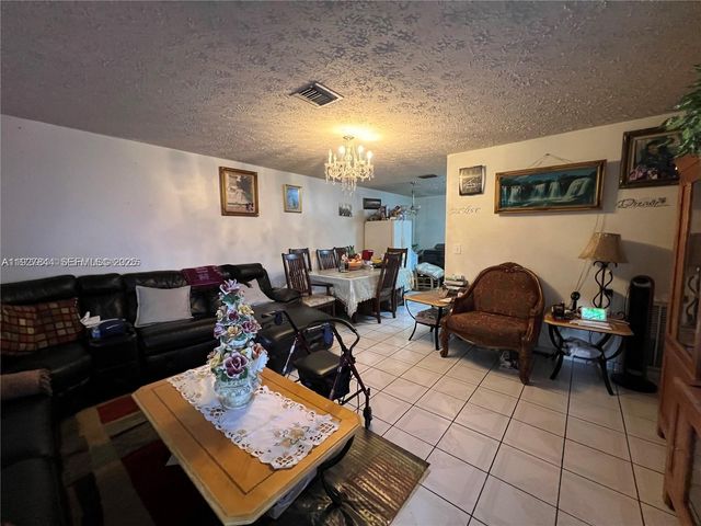 1581 NE 117 Street, Miami, FL 33161