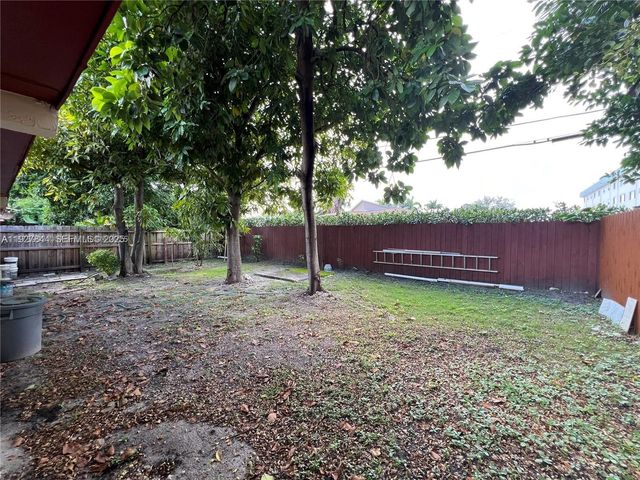 1581 NE 117 Street, Miami, FL 33161