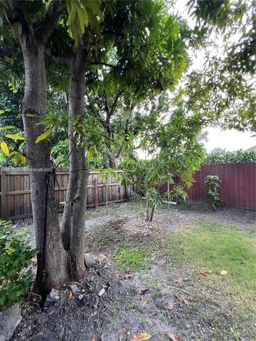 1581 NE 117 Street, Miami, FL 33161
