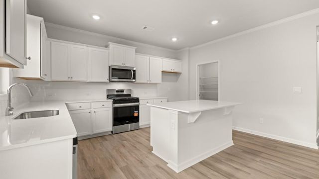 1135 Lost Creek Parkway, Dallas, GA 30132