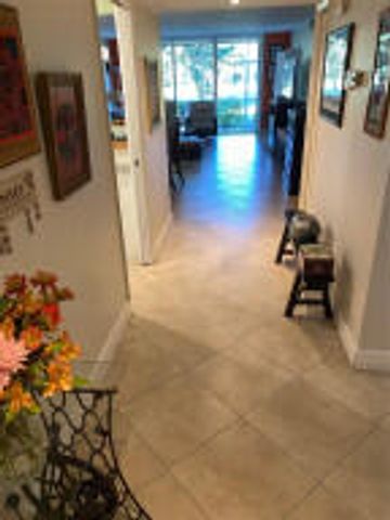 4031 N Cypress Drive 101, Pompano Beach, FL 33069