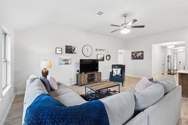 2929 Blue Fish Road, Norman, OK 73069