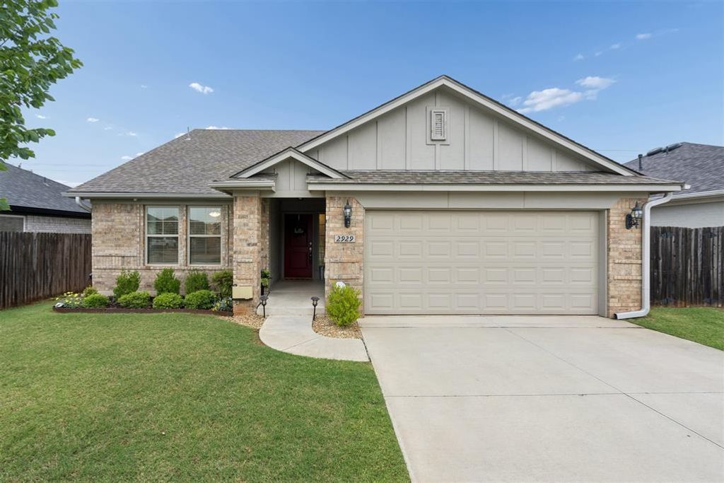 2929 Blue Fish Road, Norman, OK 73069