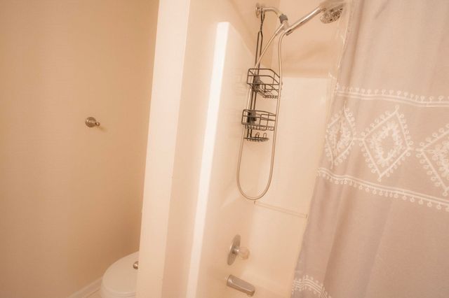 64 WOODCHASE DR, Brighton, TN 38011