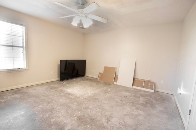 64 WOODCHASE DR, Brighton, TN 38011