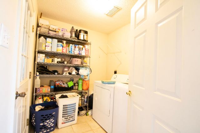 64 WOODCHASE DR, Brighton, TN 38011