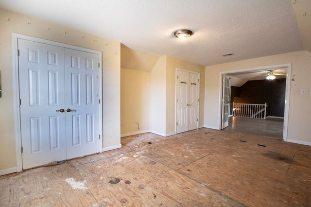 64 WOODCHASE DR, Brighton, TN 38011