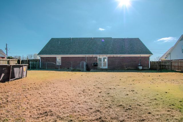 64 WOODCHASE DR, Brighton, TN 38011