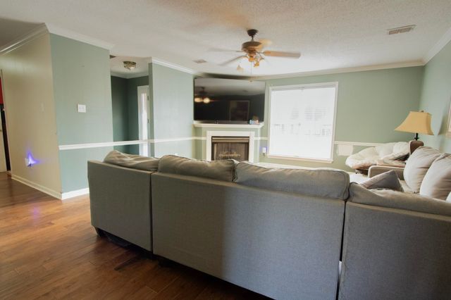 64 WOODCHASE DR, Brighton, TN 38011