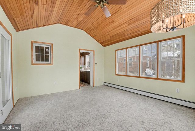 121 S 15TH ST, Camp Hill, PA 17011