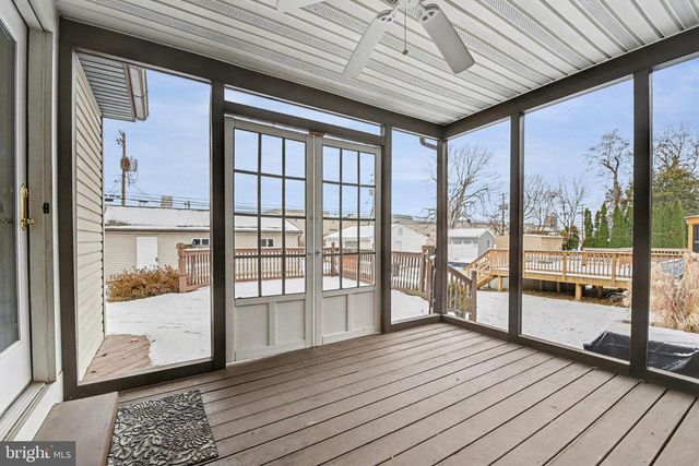 121 S 15TH ST, Camp Hill, PA 17011