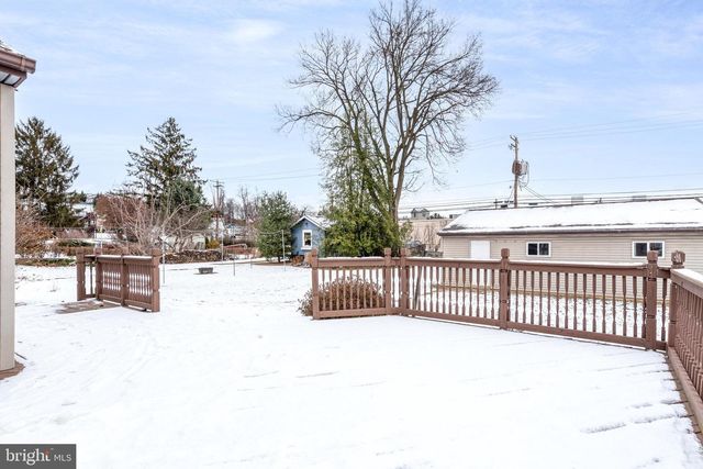 121 S 15TH ST, Camp Hill, PA 17011