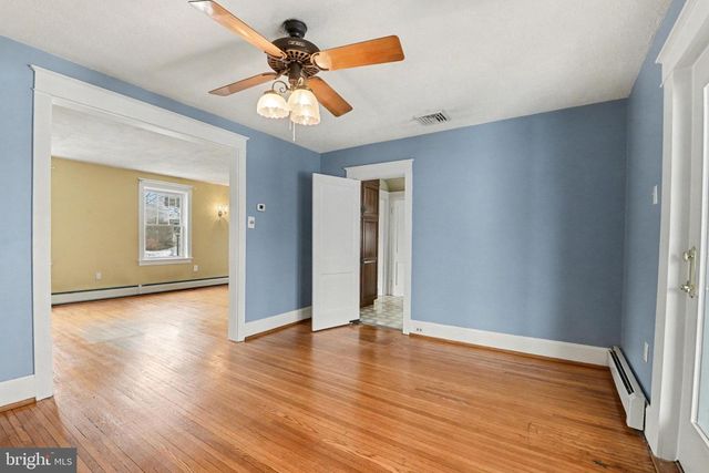 121 S 15TH ST, Camp Hill, PA 17011