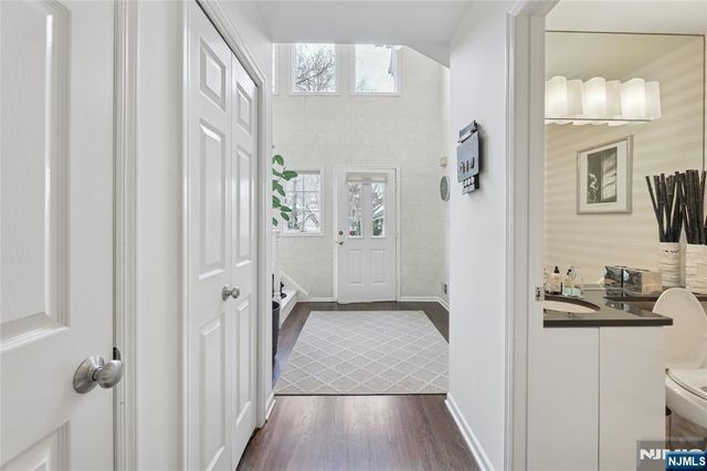 7 Coniston Court, Wayne, NJ 07470