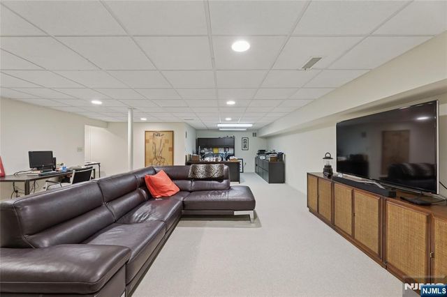 7 Coniston Court, Wayne, NJ 07470