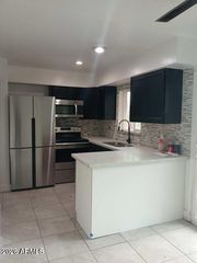 3605 W BETHANY HOME Road 13, Phoenix, AZ 85019