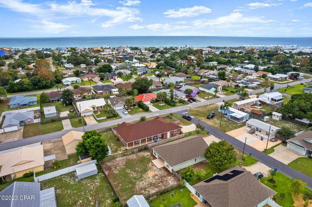 305 Evergreen Street, Panama City Beach, FL 32407