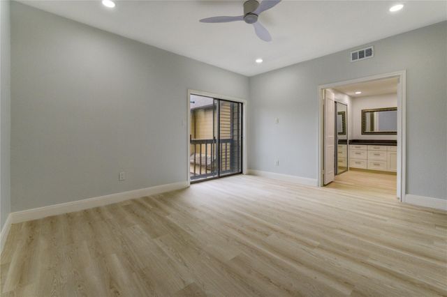 11711 Memorial Drive 534, Houston, TX 77024