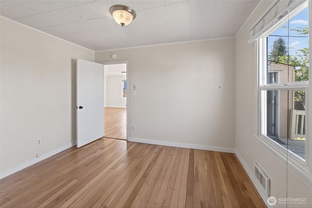 209 E Eleventh Street, Port Angeles, WA 98362