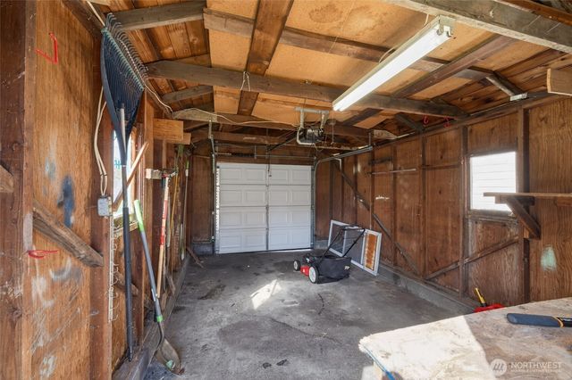 209 E Eleventh Street, Port Angeles, WA 98362