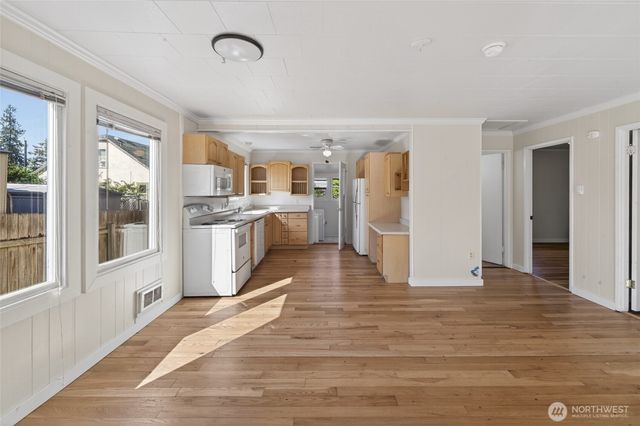 209 E Eleventh Street, Port Angeles, WA 98362