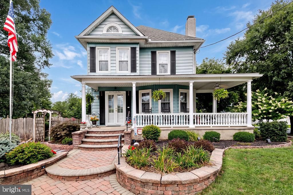 403 W MONROE AVE, MAGNOLIA, NJ 08049 — photo 2