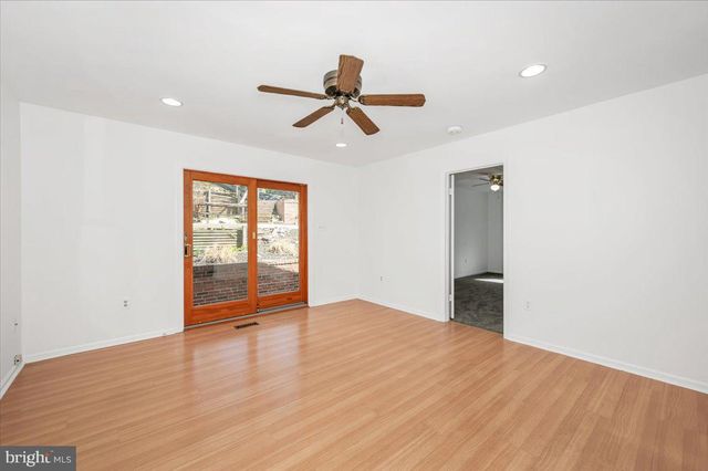 11852 HUGGINS DR, Silver Spring, MD 20902