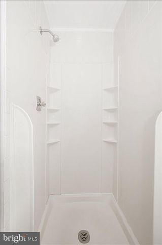 11852 HUGGINS DR, Silver Spring, MD 20902