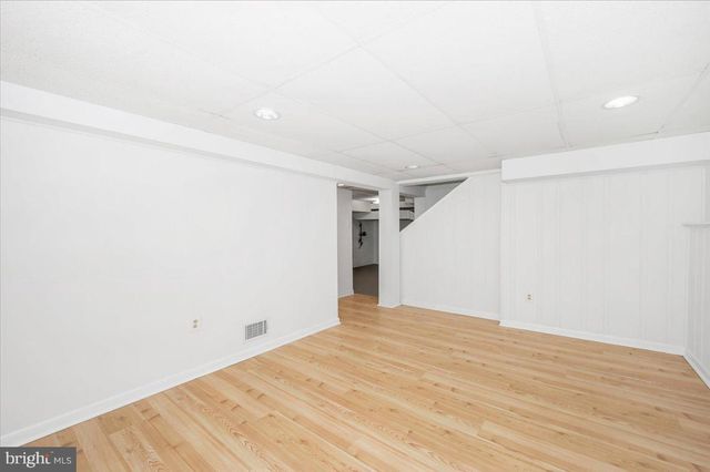 11852 HUGGINS DR, Silver Spring, MD 20902