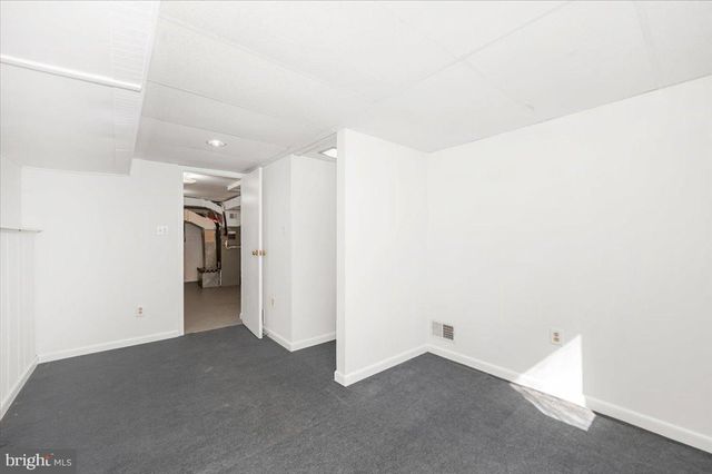 11852 HUGGINS DR, Silver Spring, MD 20902