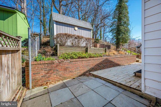 11852 HUGGINS DR, Silver Spring, MD 20902