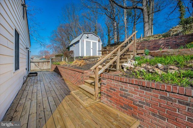 11852 HUGGINS DR, Silver Spring, MD 20902