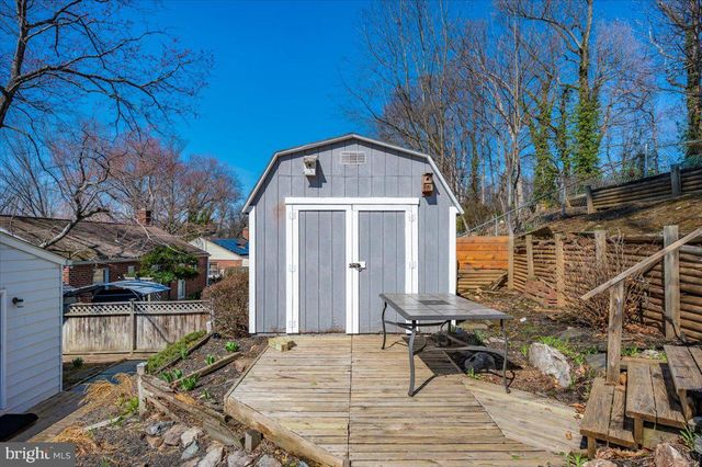 11852 HUGGINS DR, Silver Spring, MD 20902