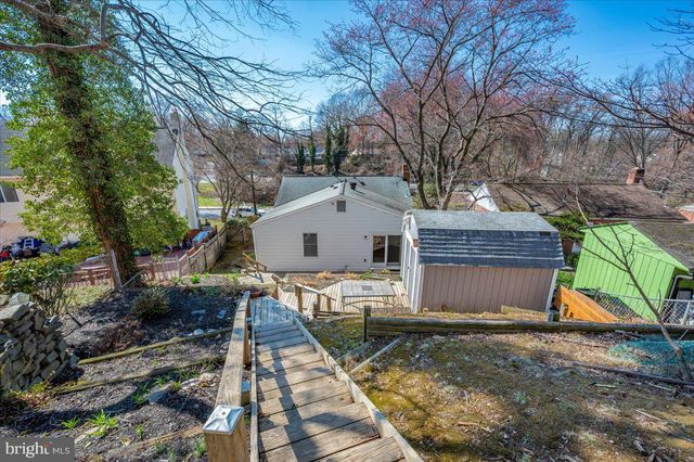 11852 HUGGINS DR, Silver Spring, MD 20902