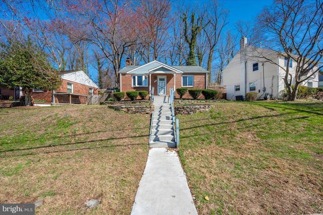 11852 HUGGINS DR, Silver Spring, MD 20902